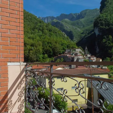 Casa Vinicia Aparthotel 3*